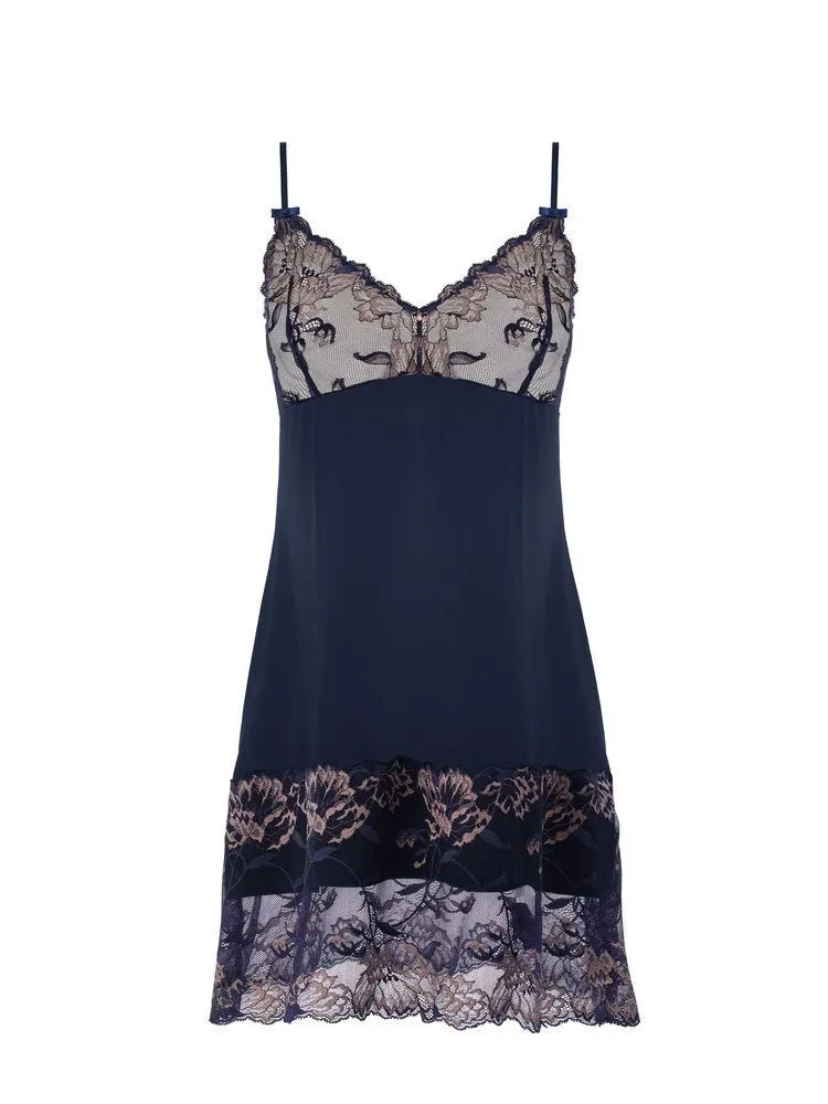 Aubree Chemise
