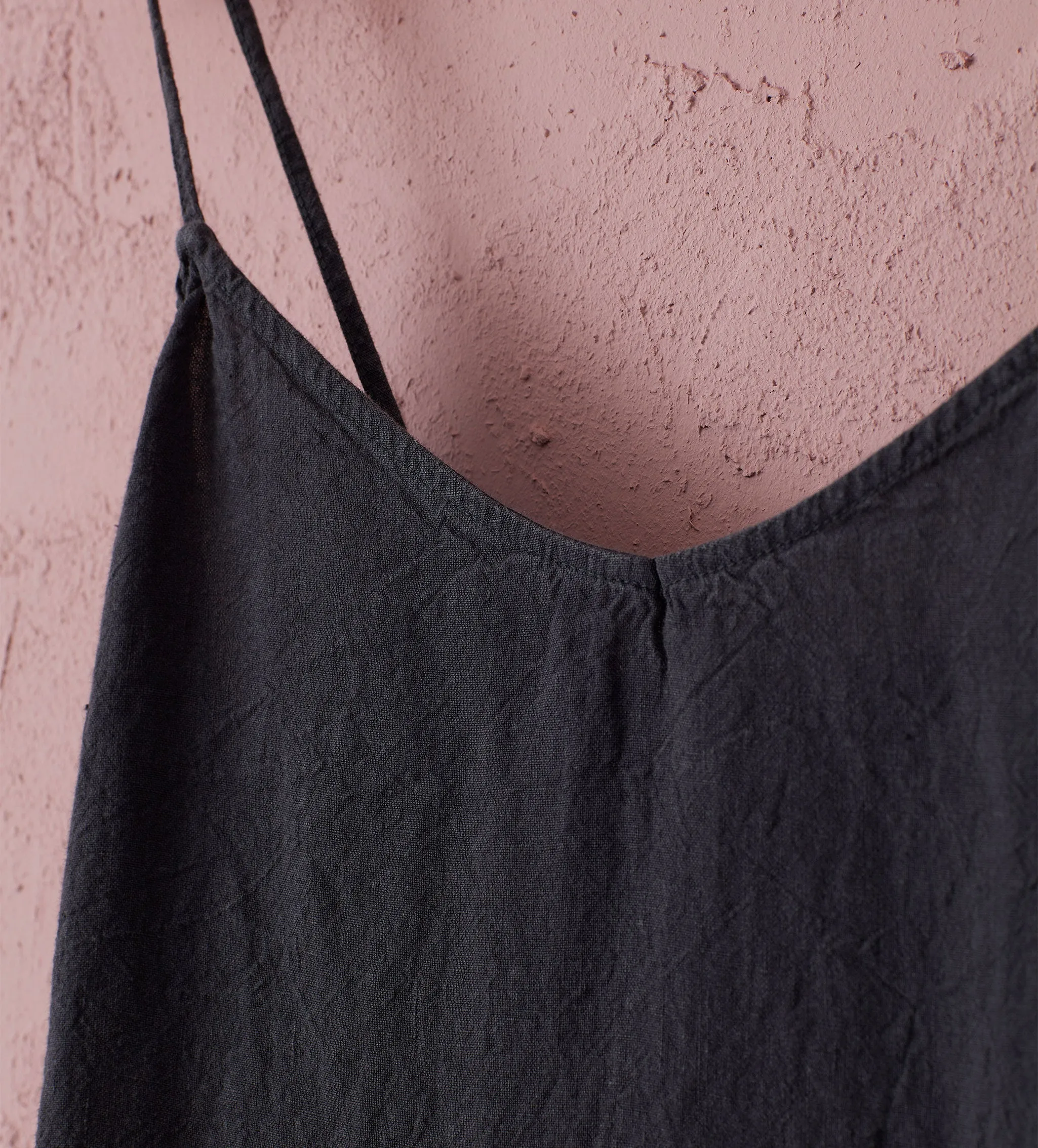 Graphite 100% Linen Nightwear