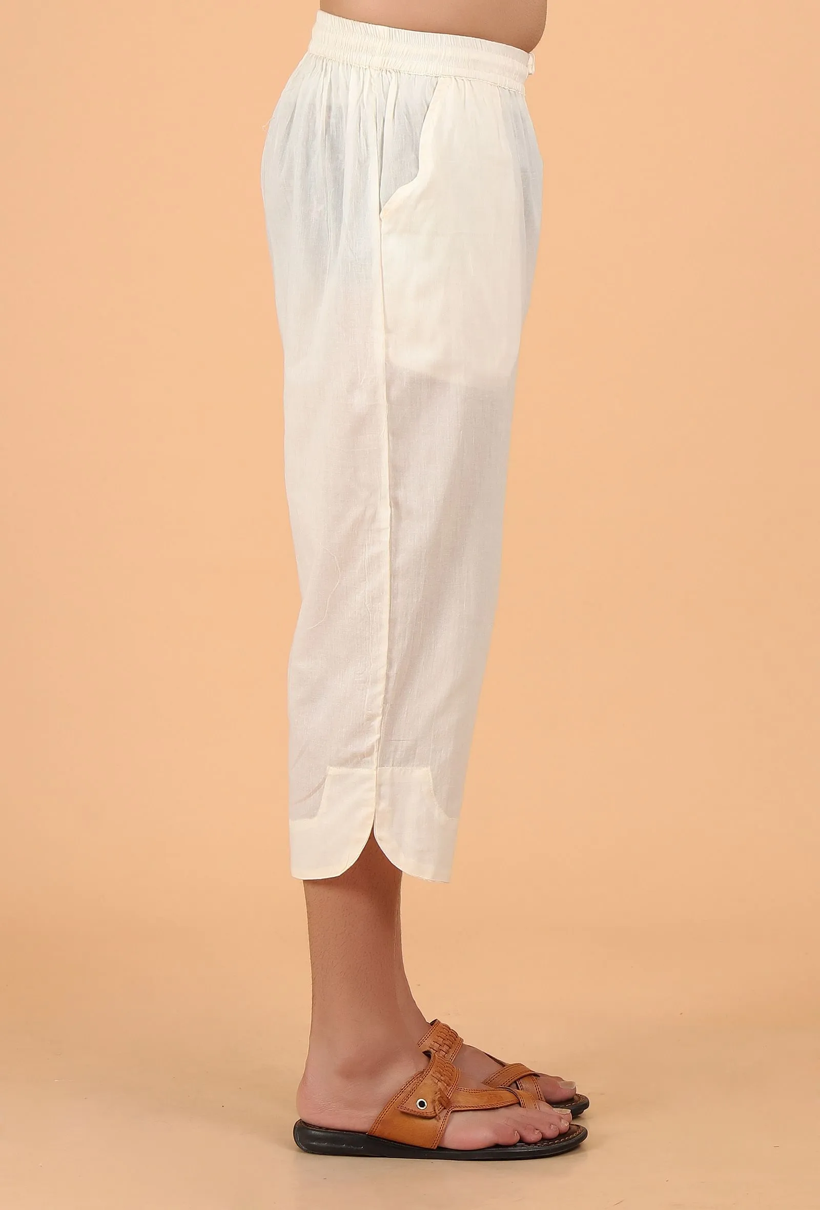 Peach Cotton Mulmul Short Kurta & White Three Quarter Pant