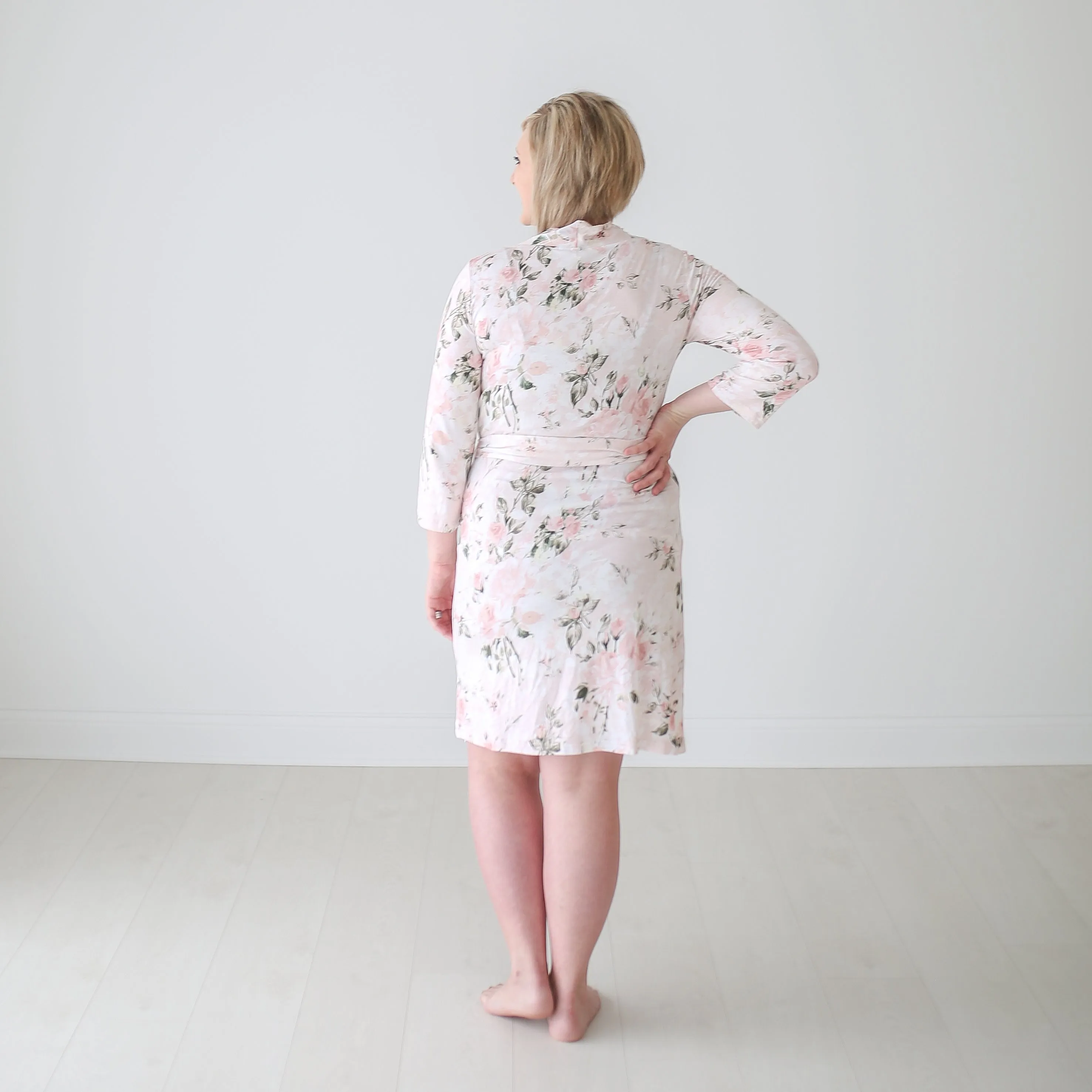 Posh Peanut Vintage Pink Rose Robe