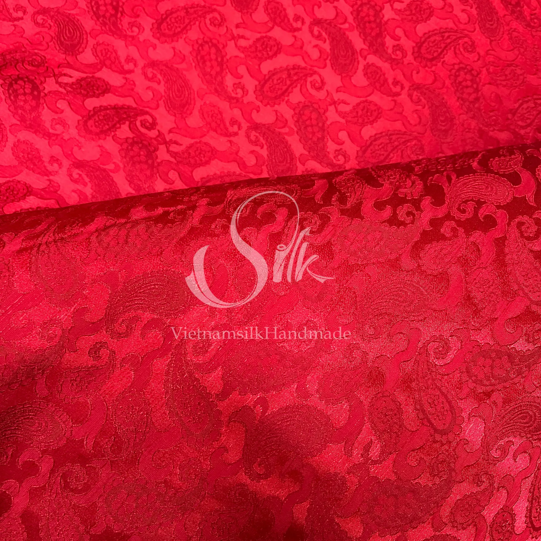 Red silk with Paisley design - PURE MULBERRY SILK fabric by the yard - Luxury Silk - Natural silk - Handmade in VietNam- Silk with Design