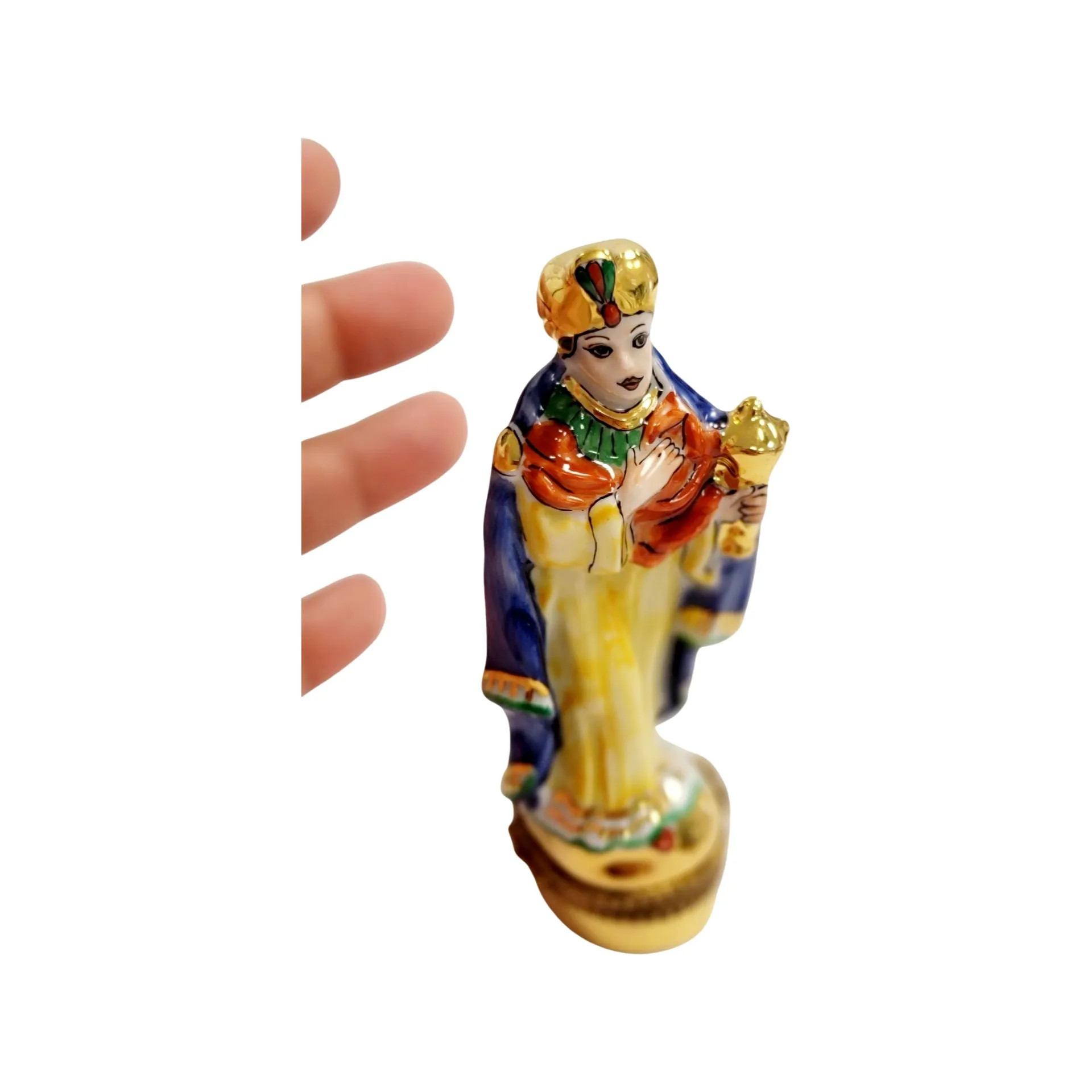 Wiseman 1 Nativity Gold Bottom